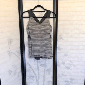 Women’s lululemon tank top